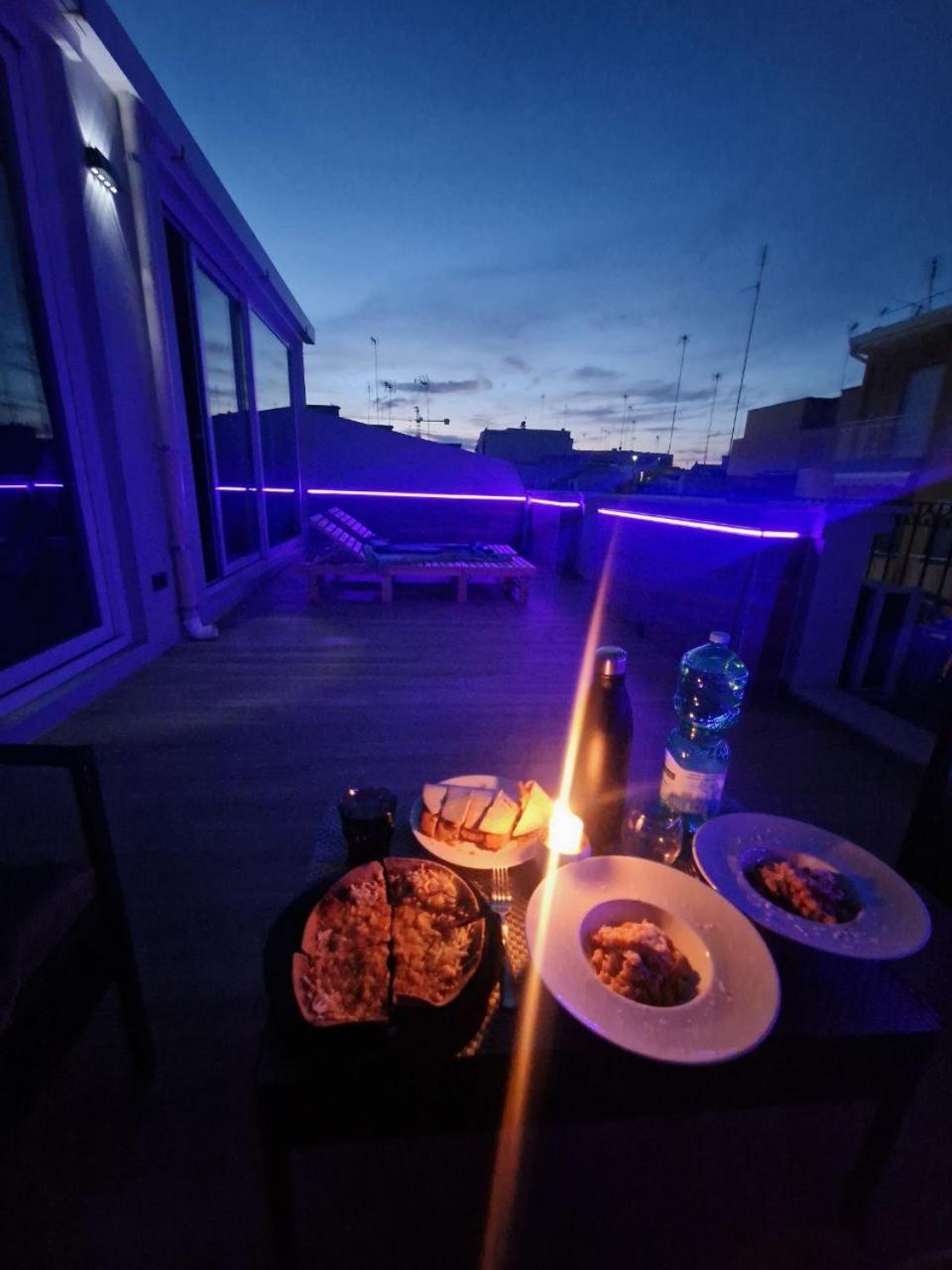 Casa Con Veranda E Idromassaggio Barletta Esterno foto