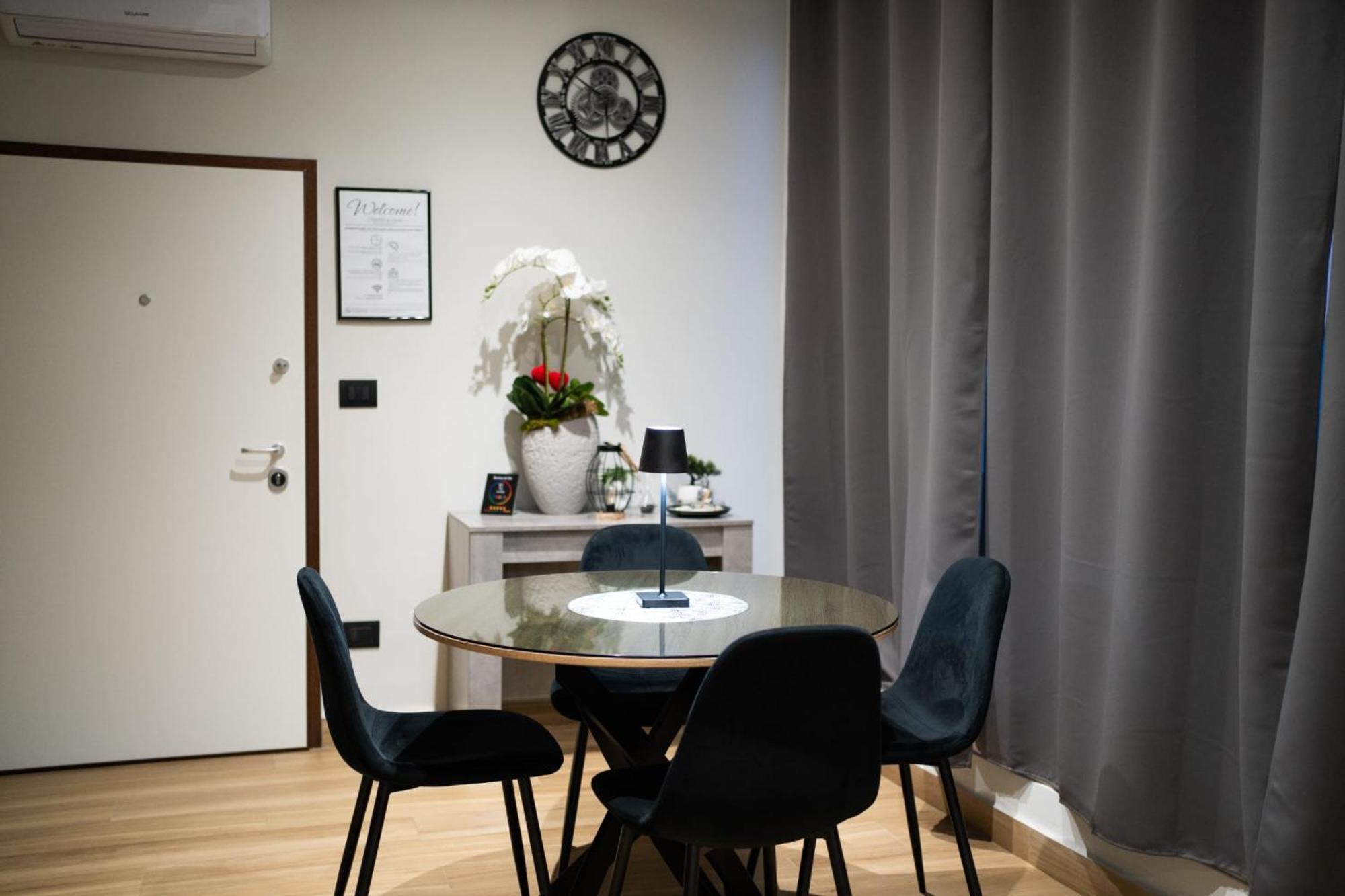 Casa Con Veranda E Idromassaggio Barletta Esterno foto