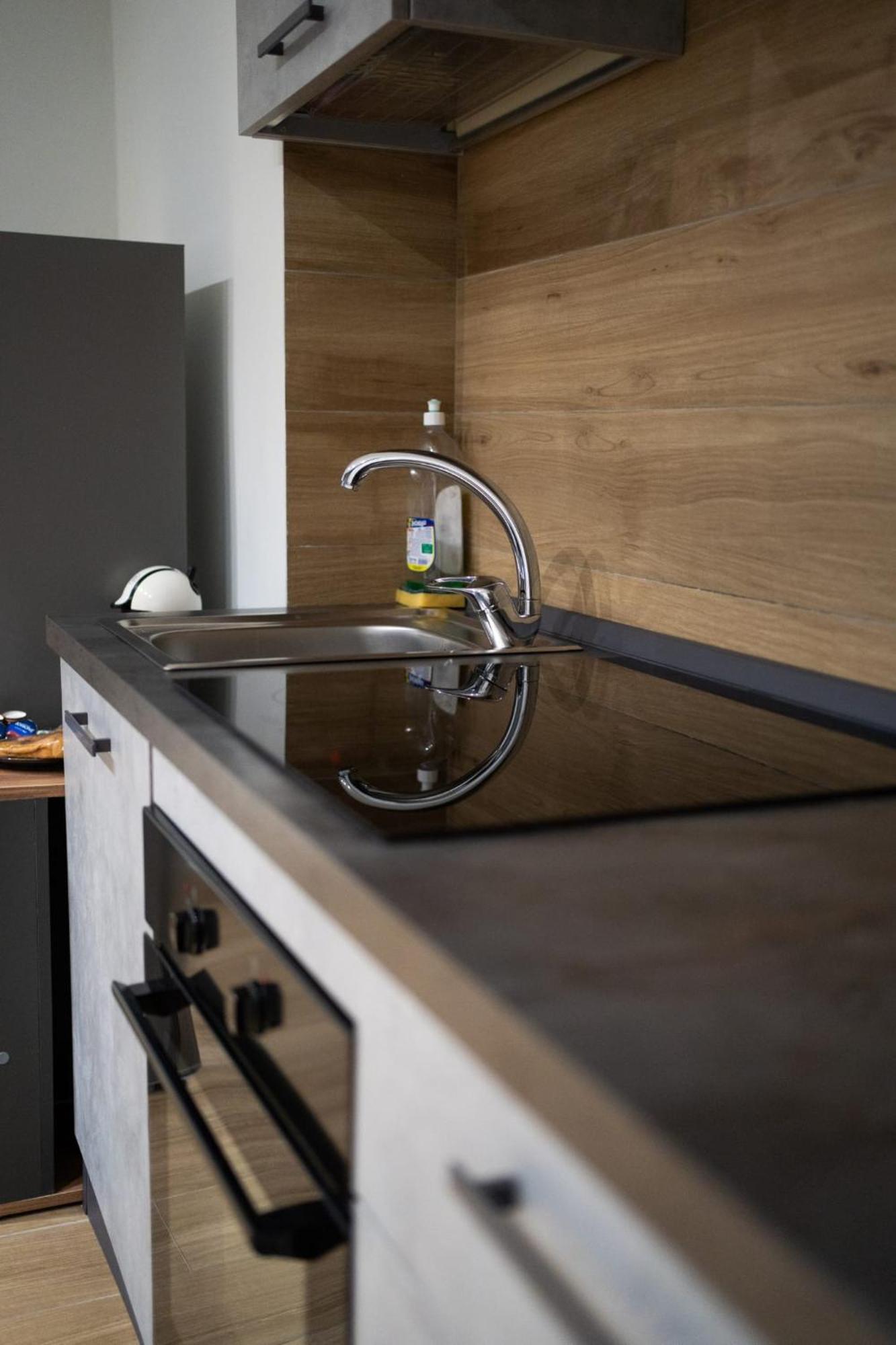 Casa Con Veranda E Idromassaggio Barletta Esterno foto