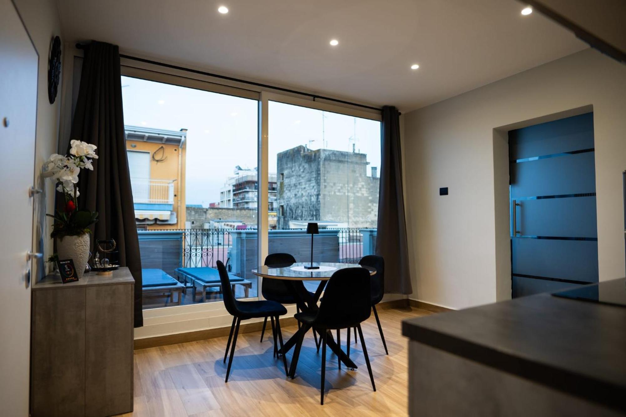 Casa Con Veranda E Idromassaggio Barletta Esterno foto